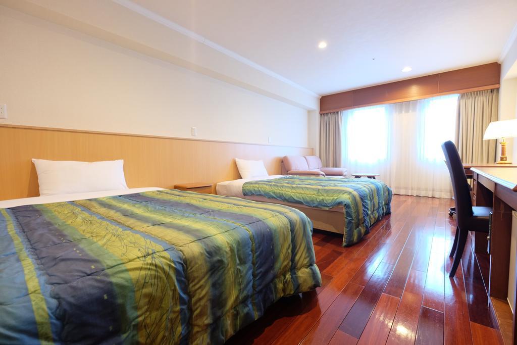 Station Hotel Au Tsu Luaran gambar
